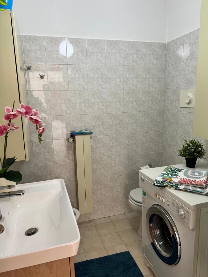 Bnbook Pero Figino Rho Fiera, 2 Camere Da Letto E 2 Bagni Bagian luar foto