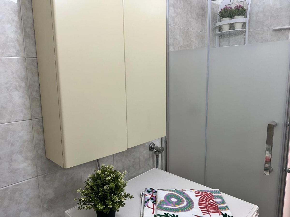 Bnbook Pero Figino Rho Fiera, 2 Camere Da Letto E 2 Bagni Bagian luar foto